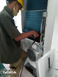Service Maintenance Cuci AC di Kawasan Industri Surya Cipta Karawang
