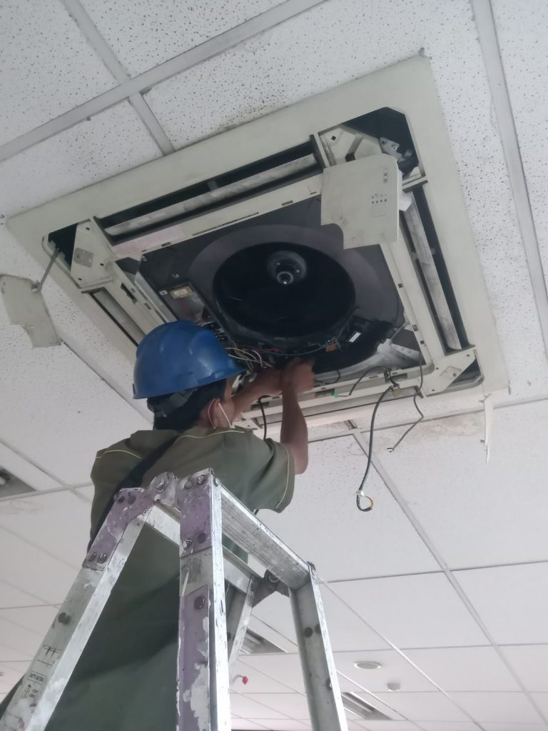 Service Repair AC Cassette di Kawasan Industri Mitra Karawang Timur